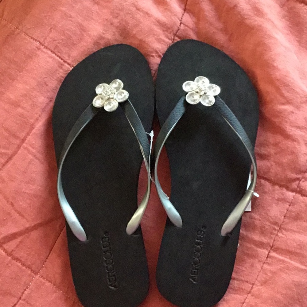 Aerosoles black gem sandals size 8/9